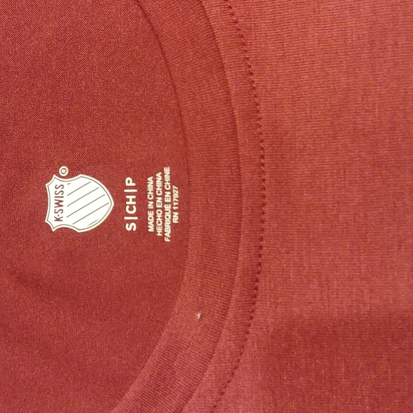 Maroon and white short sleeve crop top - Picture 4 of 13